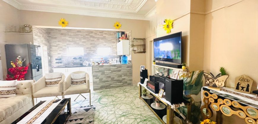 Amazing home in Kensington with income potential
