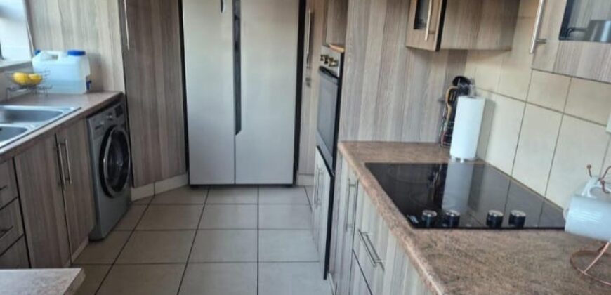 Spacious Family Home with Additional Cottages in Tedstoneville, Germiston
