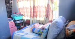 3 Bedroom house with cottages for sale.