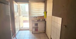 Guest house with multiple rooms, shops and entertainment area!