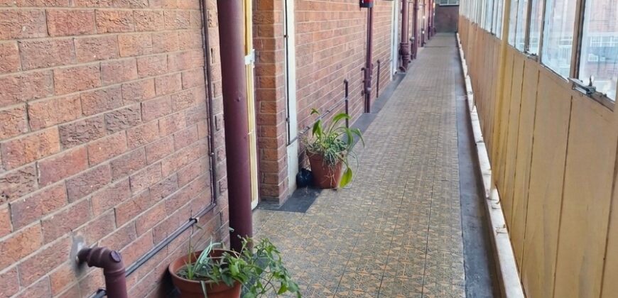 Smart 2 Bedroom Apartment in Symhurst